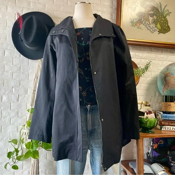 EILEEN FISHER Cotton Nylon Stand Collar Coat
Black Mid-Length Jacket Size M - Picture 3 of 16